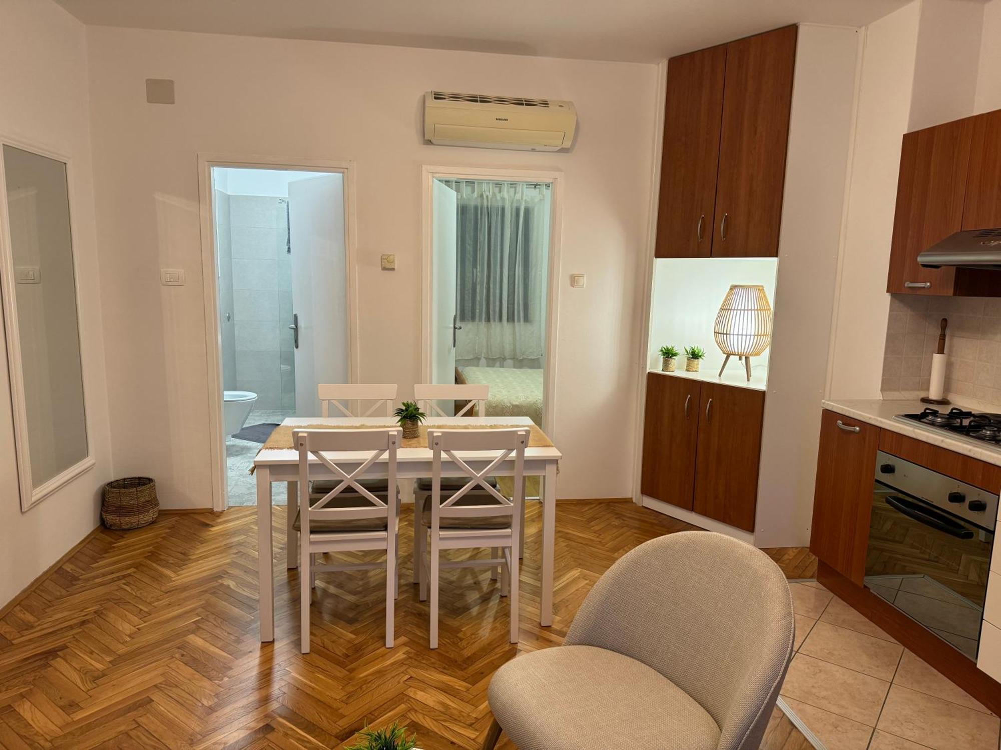Apartment Bruna 3 *