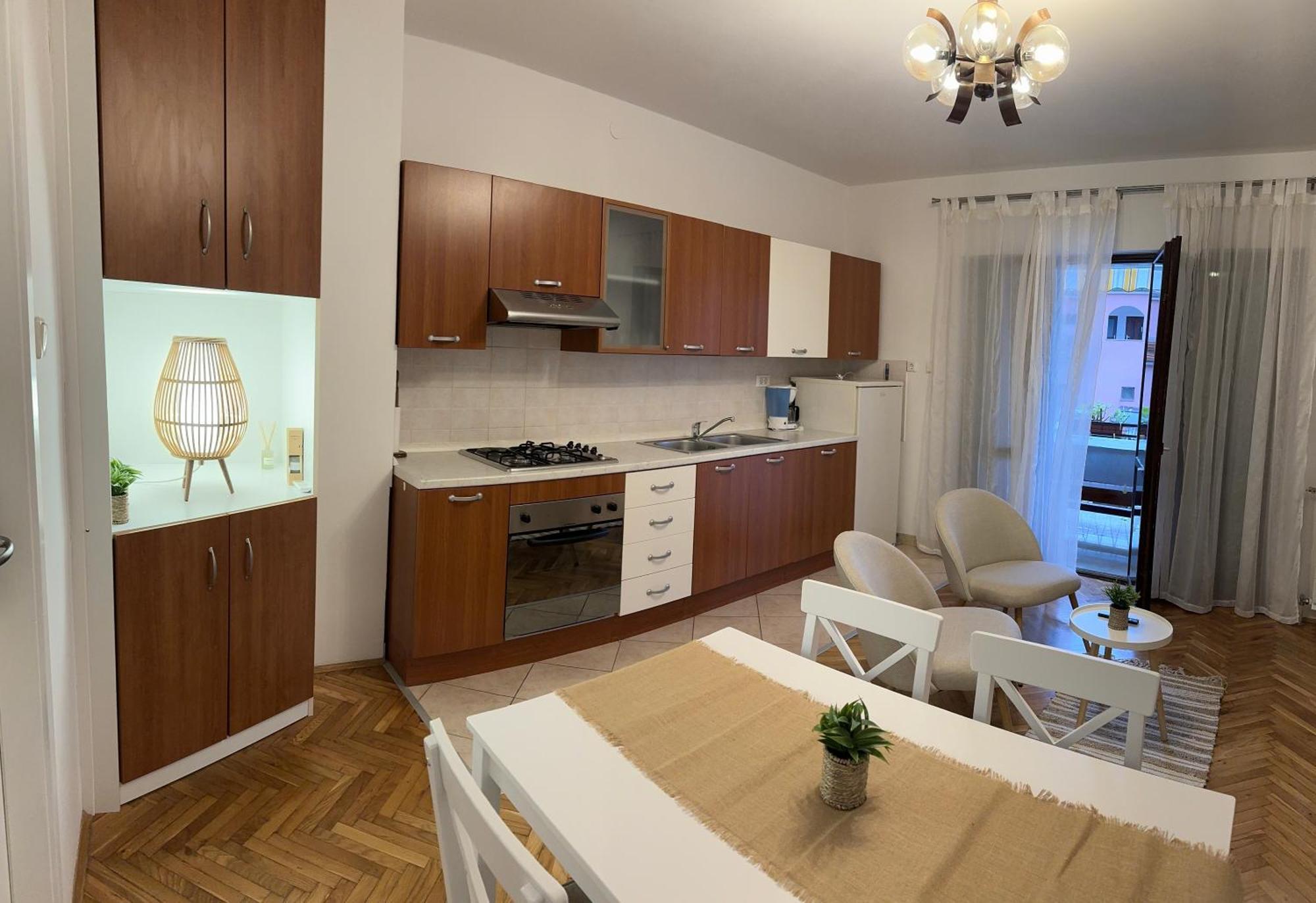 Apartment Bruna 3 *